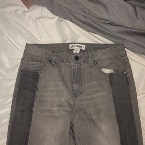 NEVER WORN artisan ny grey jeans!!